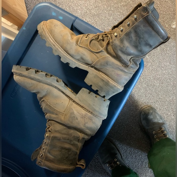 Red wind logger boots - Picture 4 of 5